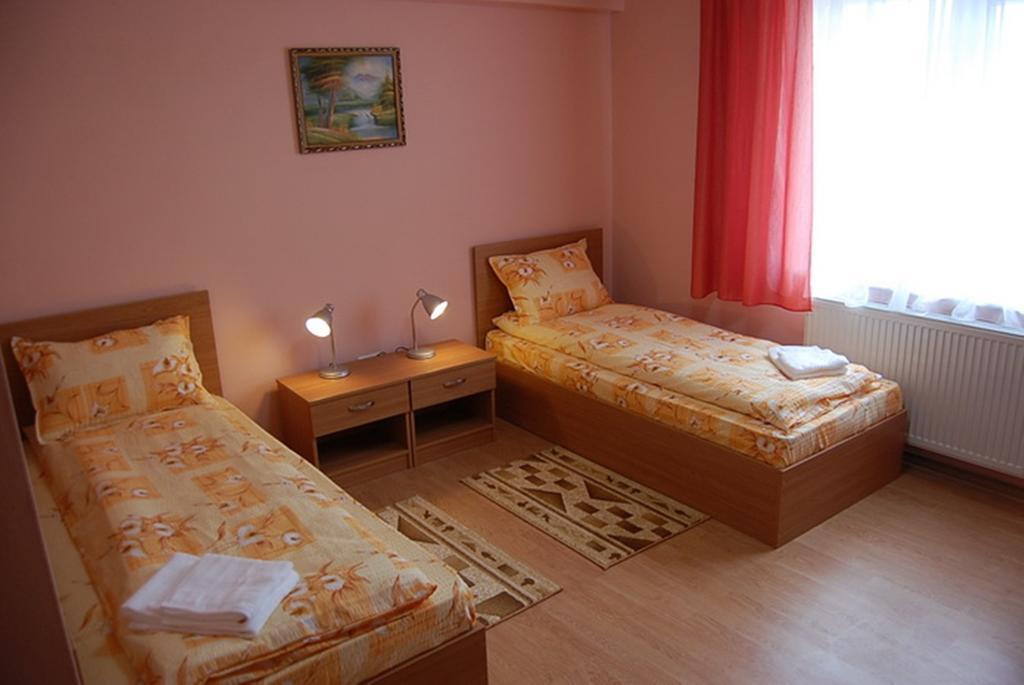 Pensiunea Casa Verde Vladimirescu Zimmer foto